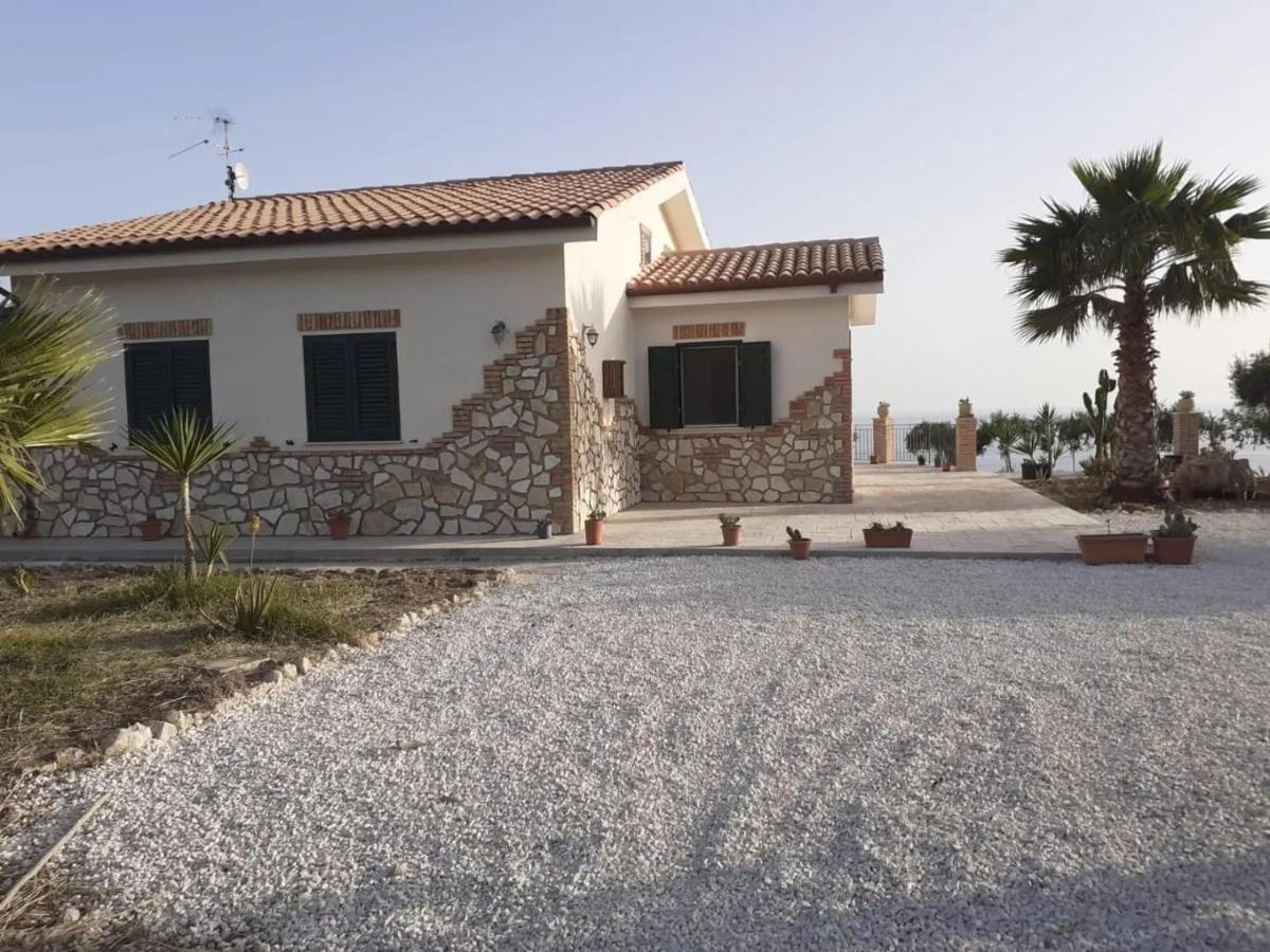 Il Casale Di Bovo Marina Villa มอนตาลเลโกร ภายนอก รูปภาพ