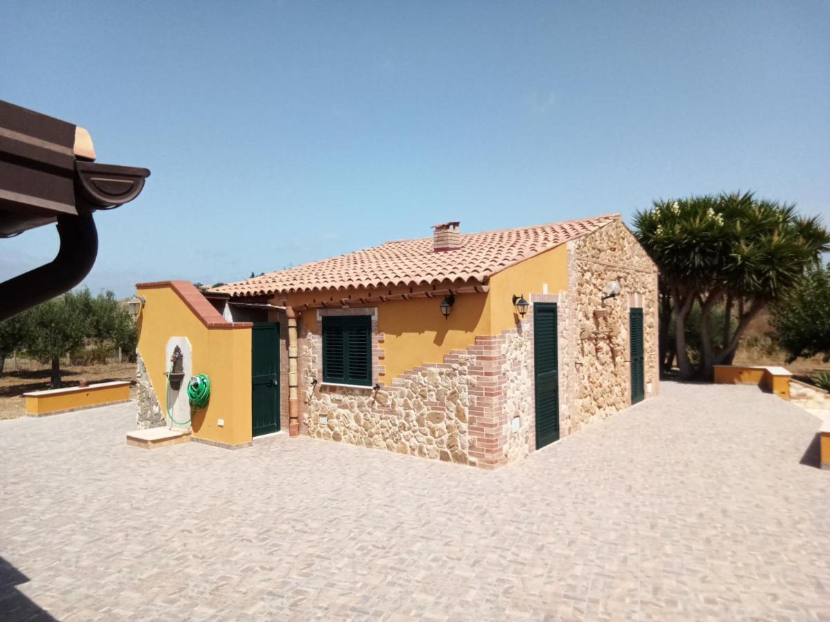 Il Casale Di Bovo Marina Villa มอนตาลเลโกร ภายนอก รูปภาพ