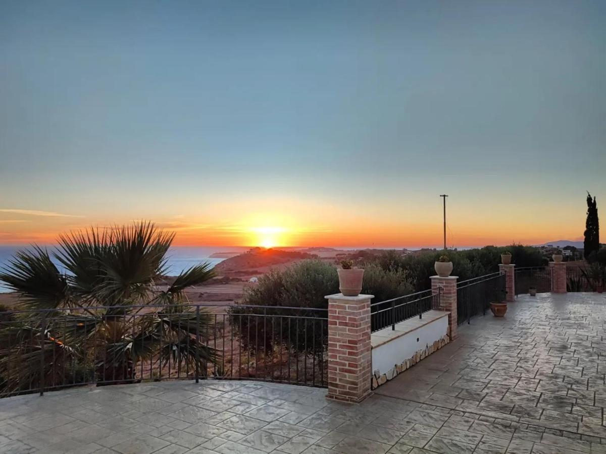 Il Casale Di Bovo Marina Villa มอนตาลเลโกร ภายนอก รูปภาพ