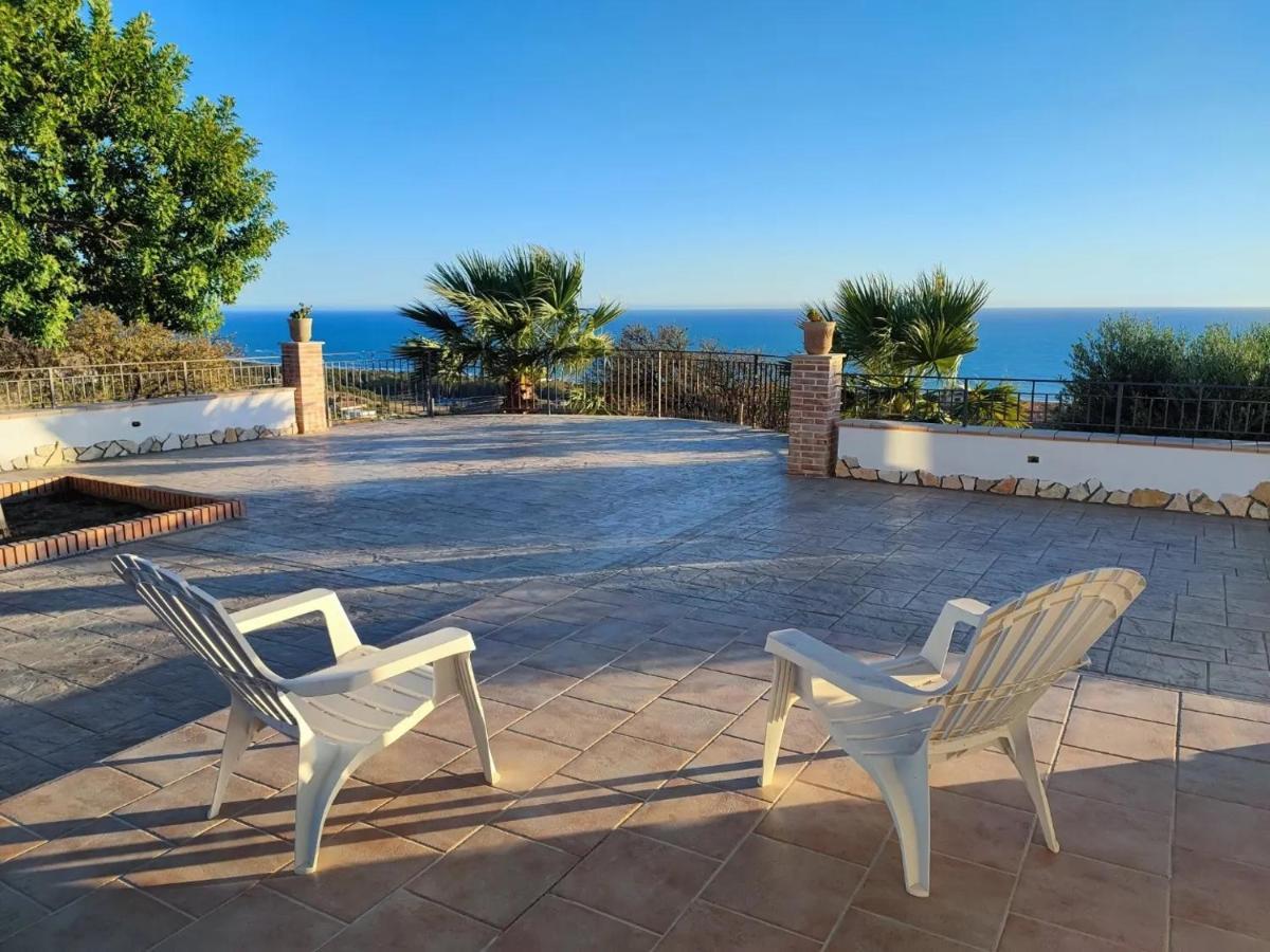 Il Casale Di Bovo Marina Villa มอนตาลเลโกร ภายนอก รูปภาพ