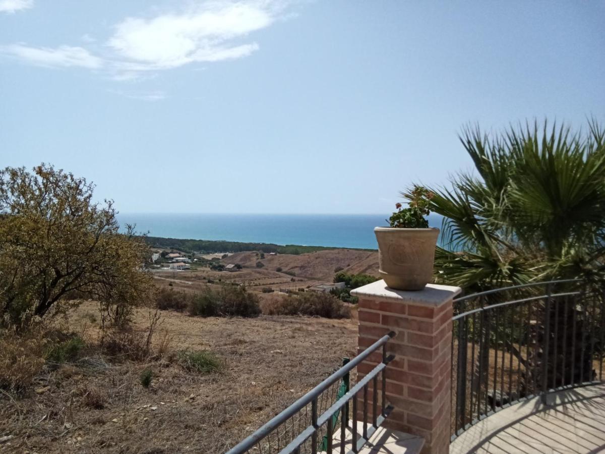 Il Casale Di Bovo Marina Villa มอนตาลเลโกร ภายนอก รูปภาพ