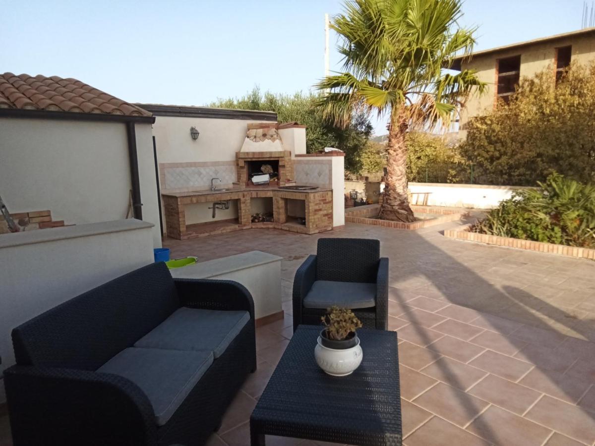 Il Casale Di Bovo Marina Villa มอนตาลเลโกร ภายนอก รูปภาพ