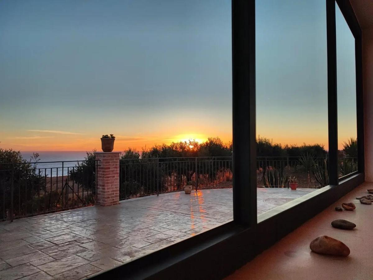 Il Casale Di Bovo Marina Villa มอนตาลเลโกร ภายนอก รูปภาพ