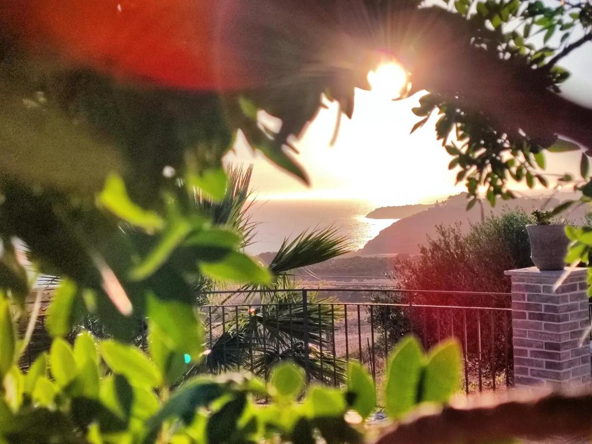 Il Casale Di Bovo Marina Villa มอนตาลเลโกร ภายนอก รูปภาพ