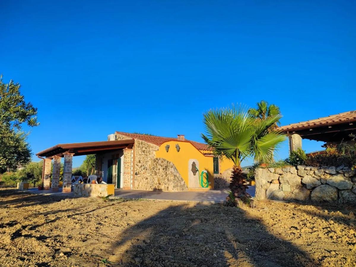 Il Casale Di Bovo Marina Villa มอนตาลเลโกร ภายนอก รูปภาพ