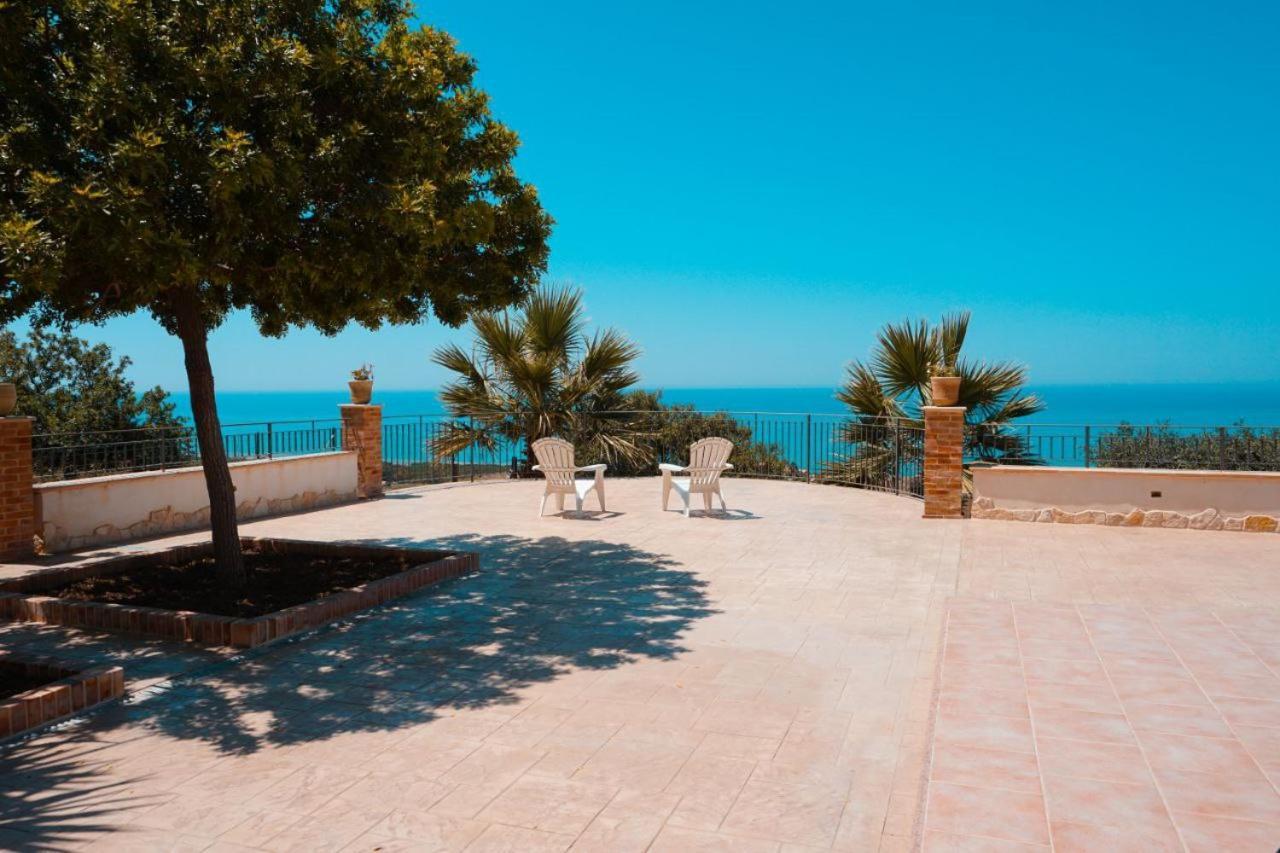 Il Casale Di Bovo Marina Villa มอนตาลเลโกร ภายนอก รูปภาพ