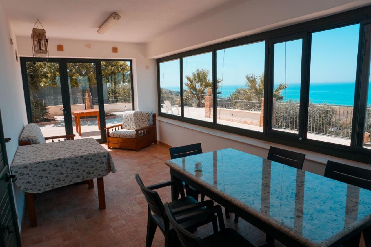Il Casale Di Bovo Marina Villa มอนตาลเลโกร ภายนอก รูปภาพ