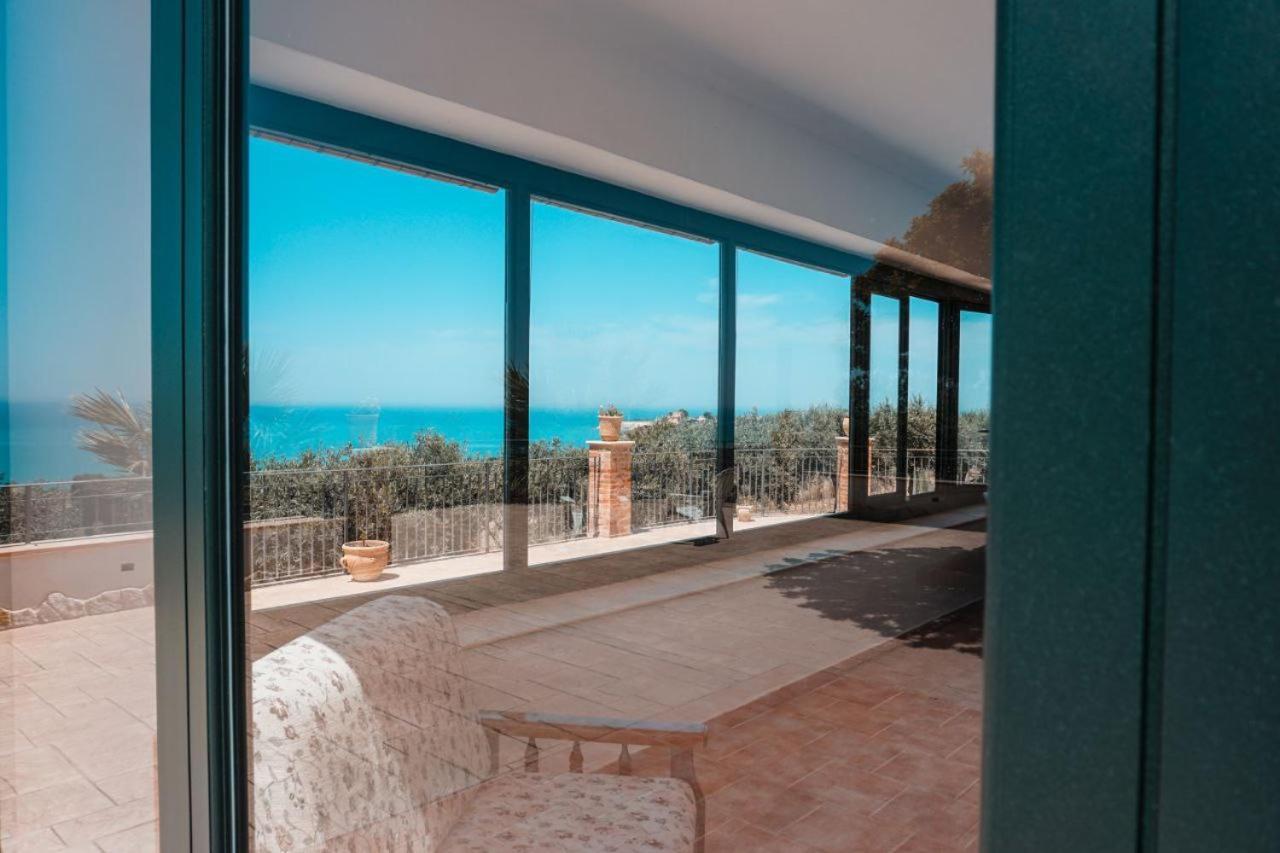 Il Casale Di Bovo Marina Villa มอนตาลเลโกร ห้อง รูปภาพ